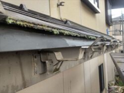 上尾市にて屋根葺き替え工事を施工いたしました