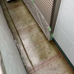 さいたま市桜区　Y様邸ベランダ防水FRP防水層　形成