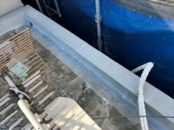 ベランダウレタン防水通気緩衝工法防水 立上り防水材塗布