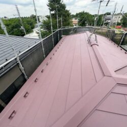 さいたま市大宮区にて４０坪のお宅の屋根カバー工事・無機塗料による外壁塗装の施工いたしました