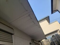 さいたま市緑区　屋根・外壁塗装　現調 軒天シミ