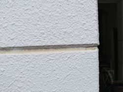 さいたま市浦和区　屋根葺き替え・外壁塗装 シーリング亀裂