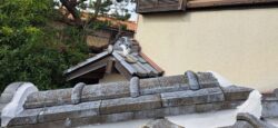 蓮田市　トップライト解体瓦設置大下屋根漆喰補修 下屋根