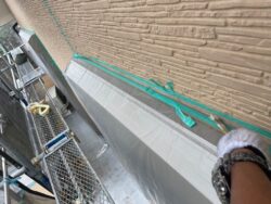 さいたま市岩槻区　屋根カバー外壁塗装 プライマー塗布