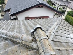 蓮田市　トップライト解体瓦設置大下屋根漆喰補修現調 大屋根
