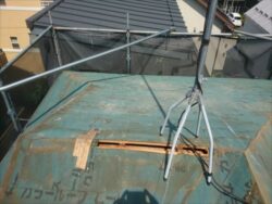 さいたま市見沼区にて 既存の屋根材撤去