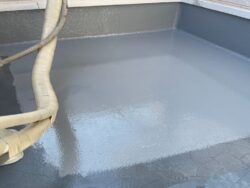 さいたま市南区　雨漏り補修・ベランダ床保護塗装 防水塗料塗布