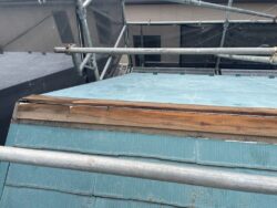さいたま市北区　屋根塗装棟板金交換工事 棟板金撤去