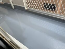 さいたま市南区　雨漏り補修・ベランダ床保護塗装 防水塗料塗布