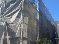 さいたま市岩槻区　外壁塗装FRP防水工事 足場設置