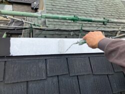 さいたま市岩槻区　屋根外壁塗装 屋根棟塗装