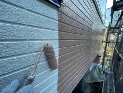 さいたま市西区外壁屋根塗装外壁中塗り 