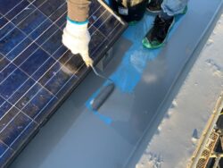 さいたま市南区　ウレタン塗膜防水通気緩衝工法　トップコート塗布