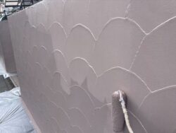 さいたま市大宮区　屋根カバー外壁塗装 外塀 上塗り