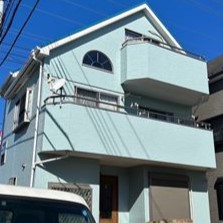 さいたま市浦和区にて屋根カバー工法「一閃」・外壁塗装の施工事例ご紹介です