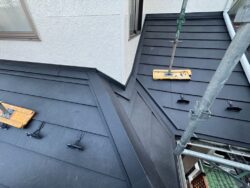 さいたま市北区　屋根カバー外壁塗装　屋根材設置