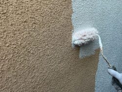 練馬区　屋根カバー外壁塗装　 下塗り