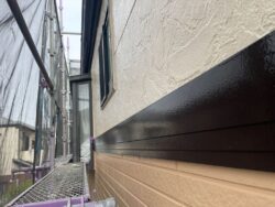 さいたま市見沼区　屋根カバー外壁塗装 付帯塗装　帯