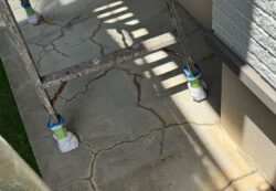 さいたま市見沼区　外壁塗装　施工前　コンクリート床
