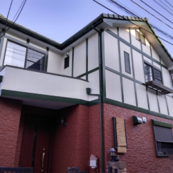 さいたま市北区　屋根外壁塗装竪樋部分交換工事　S様より
