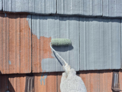 さいたま市北区にて屋根下塗り