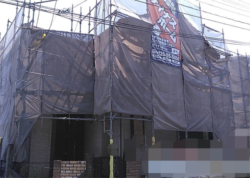 さいたま市北区にて足場設置