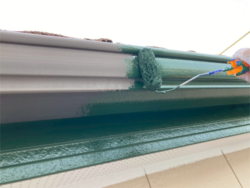 さいたま市北区にて軒樋塗装