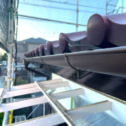 近年の激しい雨に備える雨樋の工夫。住まいに合わせたサイズ選びの考え方