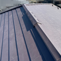 さいたま市北区　屋根カバー　棟板金設置