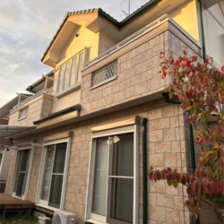 春日部市　外壁塗装漆喰釘浮き補修工事　 T様より