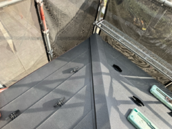 岩槻区　屋根カバー 屋根材棟板金設置