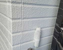 さいたま市緑区 屋根外壁塗装 上塗り