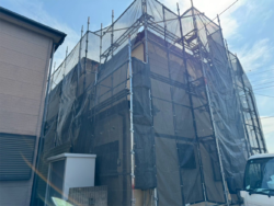 岩槻区　屋根カバー　足場設置