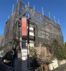 さいたま市西区にて足場設置