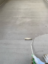 さいたま市見沼区にてベランダプライマー塗布