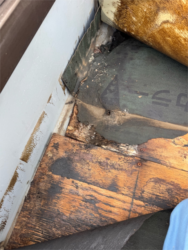 さいたま市にて屋根材腐食