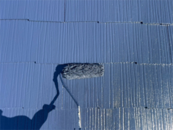 さいたま市岩槻区にて屋根上塗り