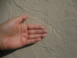 さいたま市緑区外壁塗装工事　外壁チョーキング