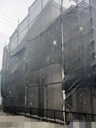 さいたま市緑区　屋根カバー・外壁塗装工事　足場設置