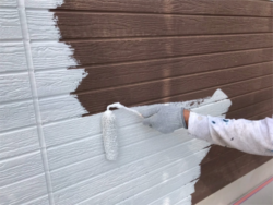 さいたま市緑区外壁塗装工事　下塗り