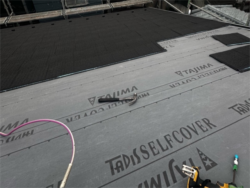 さいたま市緑区　屋根カバー・外壁塗装工事屋根材設置