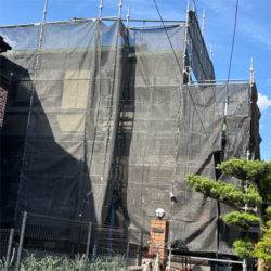 さいたま市見沼区 屋根カバー・外壁塗装工事 足場設置